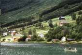fjord.jpg (4128 Byte)